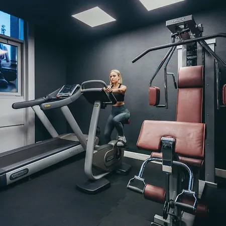 노보텔 베네치아 카스텔라나 호텔 4*
